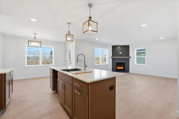 $480,000 | 992 Bell, Arlington, WI 53911