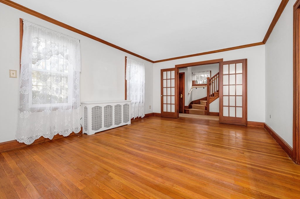 47 Whitney Road Medford, MA 02155 - Photo 5 of 20