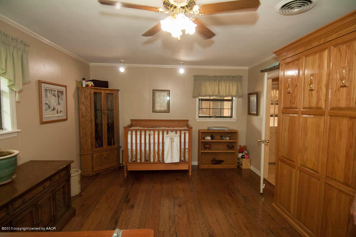 6210 Dreyfuss Road Amarillo, TX 79106 - Photo 20 of 44 BEDROOM 4 VIEW 2