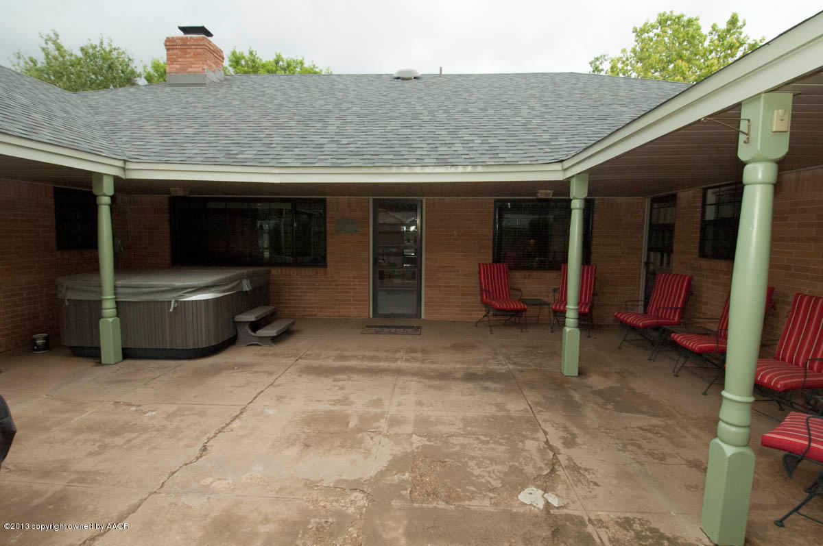 6210 Dreyfuss Road Amarillo, TX 79106 - Photo 36 of 44 PATIO VIEW 2