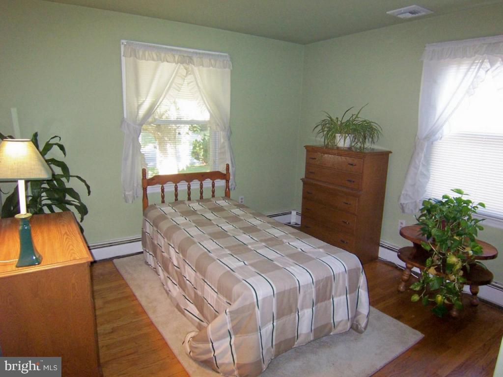 129 Whitney Road Lancaster, PA 17603 - Photo 11 of 18 Gallery Image 11