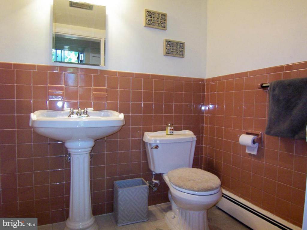 129 Whitney Road Lancaster, PA 17603 - Photo 16 of 18 Gallery Image 16