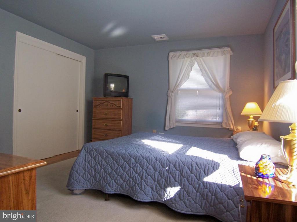 129 Whitney Road Lancaster, PA 17603 - Photo 10 of 18 Gallery Image 10