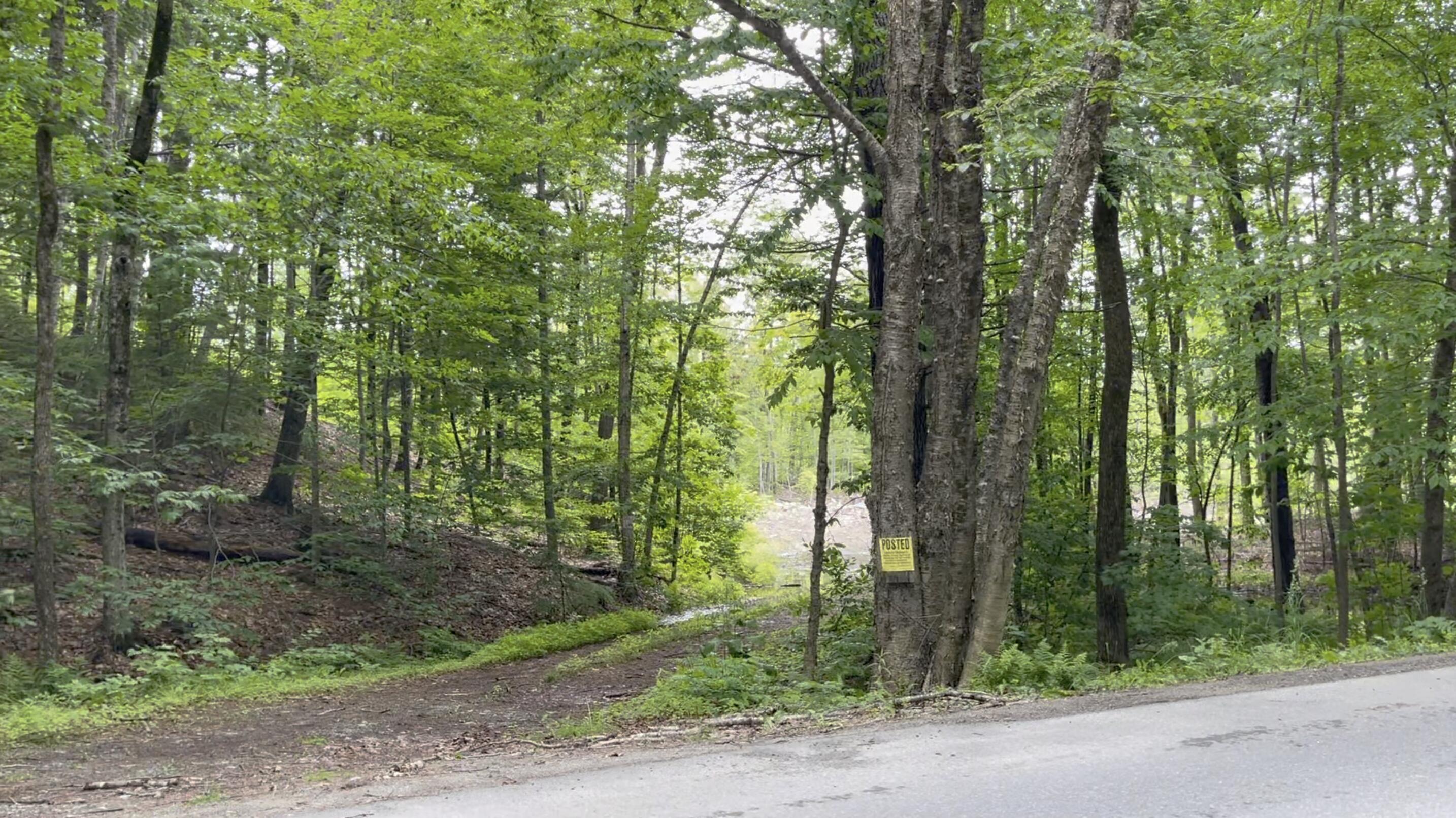 13-14 Back Road Skowhegan, ME 04976 - Photo 1 of 4 Entrance off Back Rd