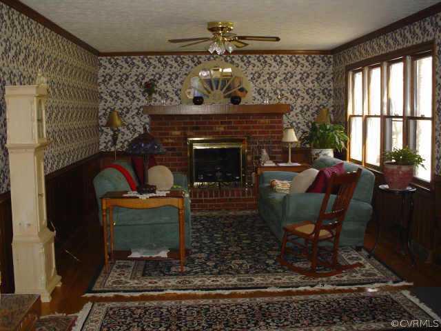 14013 Whispering Oaks Road Midlothian, VA 23112 - Photo 3 of 7 Other - Family Room
