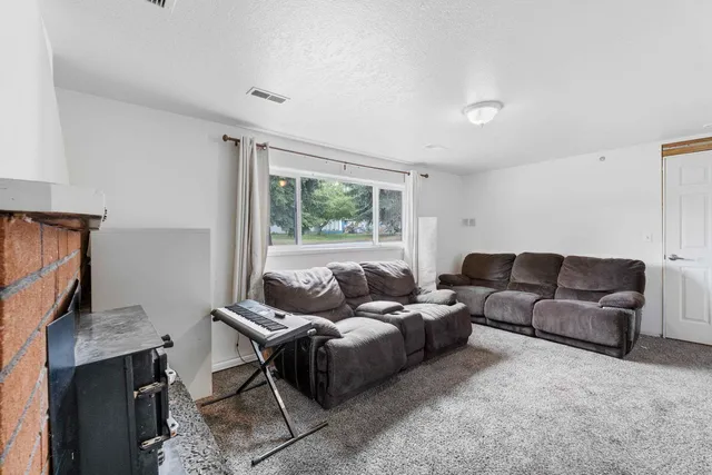 $420,000 | 1711 North McKee Road, Spokane Valley, WA 99016