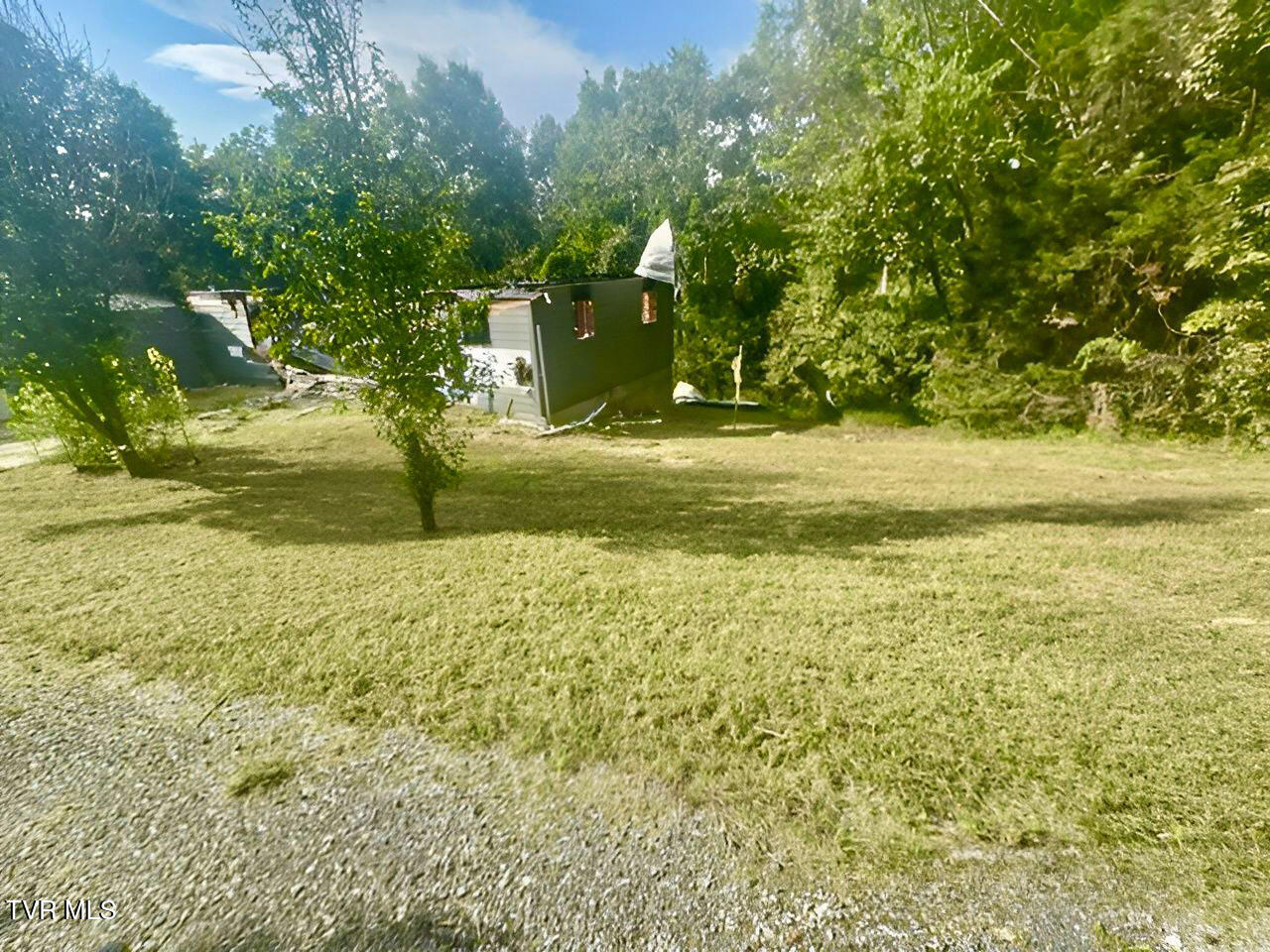 1642 Appian Road Bybee, TN 37713 - Photo 10 of 11 IMG_7675