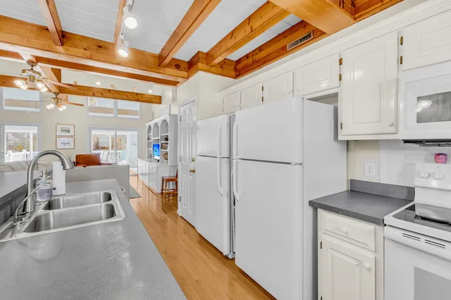 $1,295,000 | 512 Pompano Street, Edisto Island, SC 29438