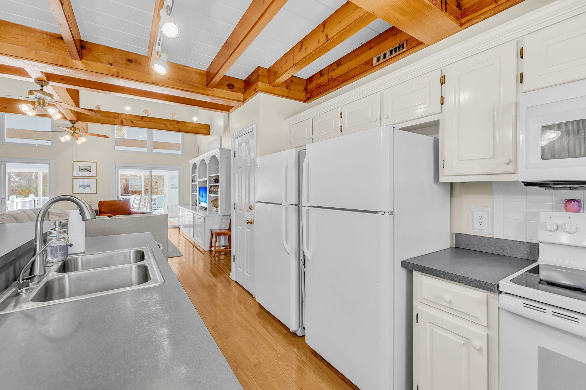 512 Pompano Street Edisto Island, SC 29438 - Photo 6 of 44 512 Pompano Road