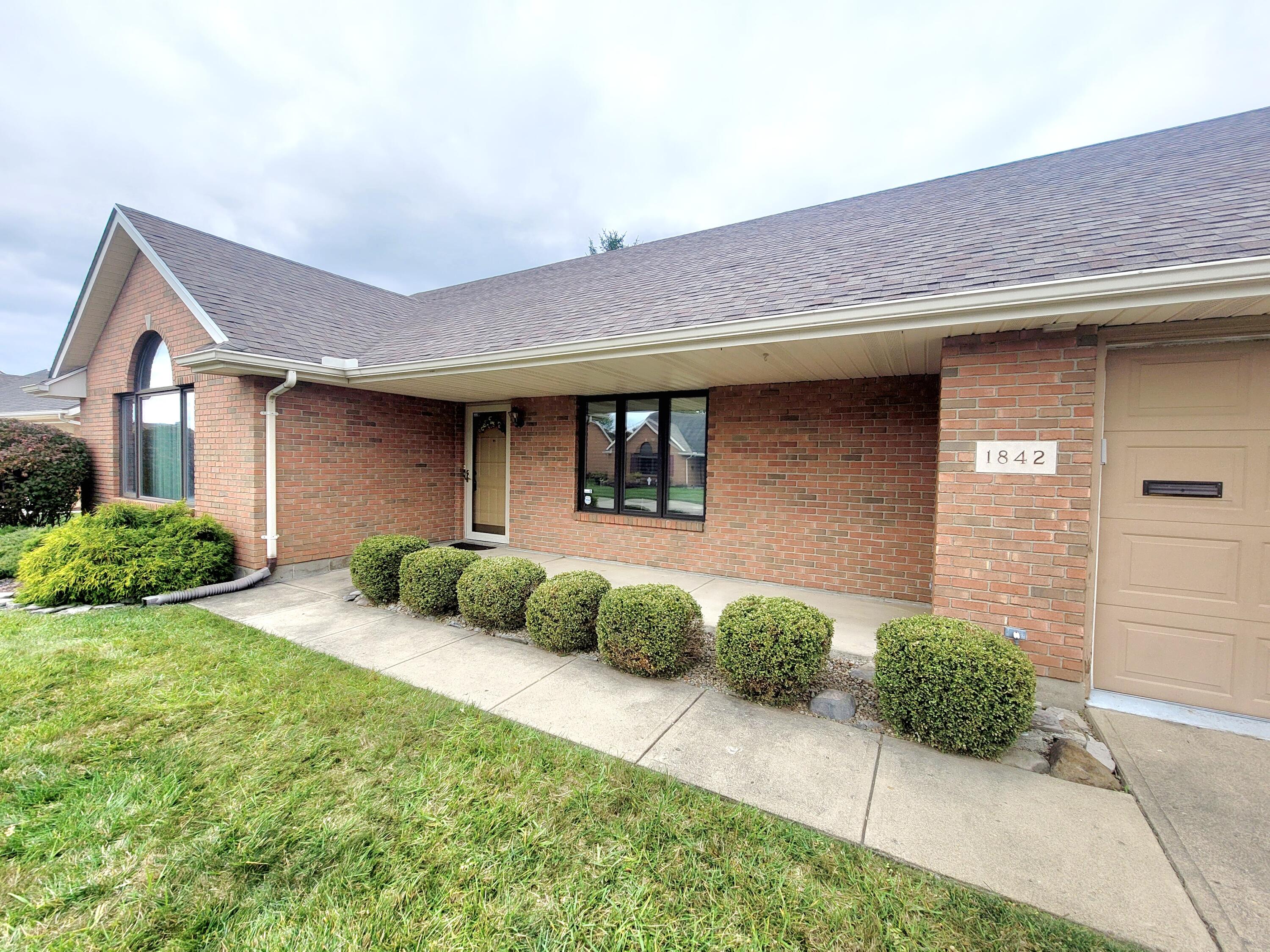 1842 Fox Ridge Drive, Unit 77 Springfield, OH 45503 - Photo 5 of 46