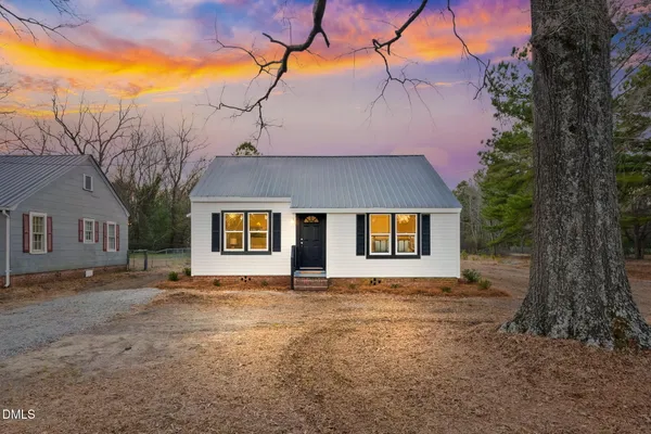 $1,500 | 1304 14th Street, Lillington, NC 27546