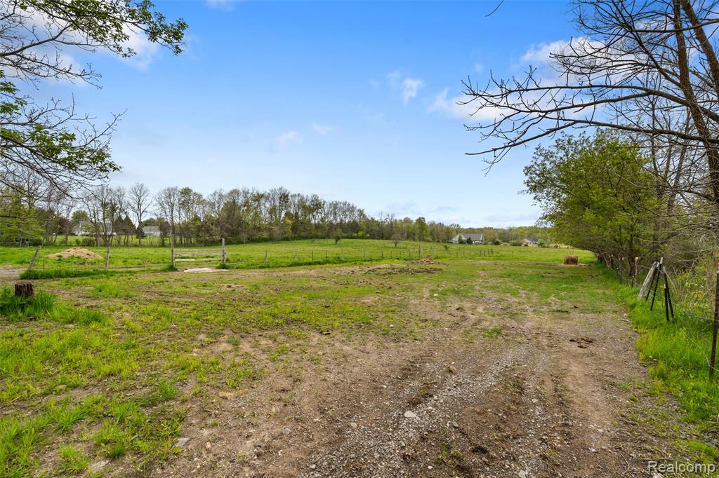 1775 Imlay City Road Lapeer, MI 48446 - Photo 44 of 60
