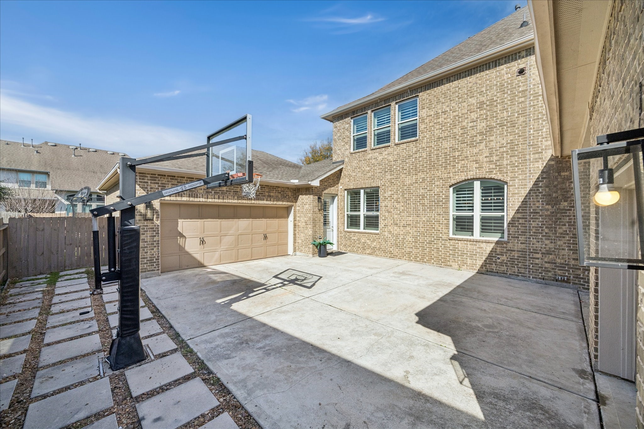 2914 Rutherford Pl Court Katy, TX 77494 - Photo 29 of 36 Expansive backyard providing flexibility for recreation, play, or outdoor entertaining.