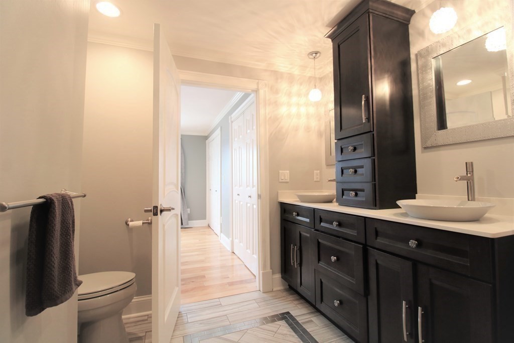 700 Shore Drive, Unit 803 Fall River, MA 02721 - Photo 17 of 29