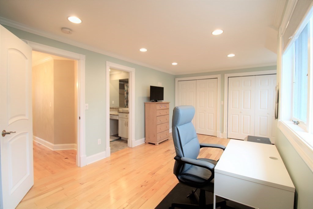 700 Shore Drive, Unit 803 Fall River, MA 02721 - Photo 19 of 29