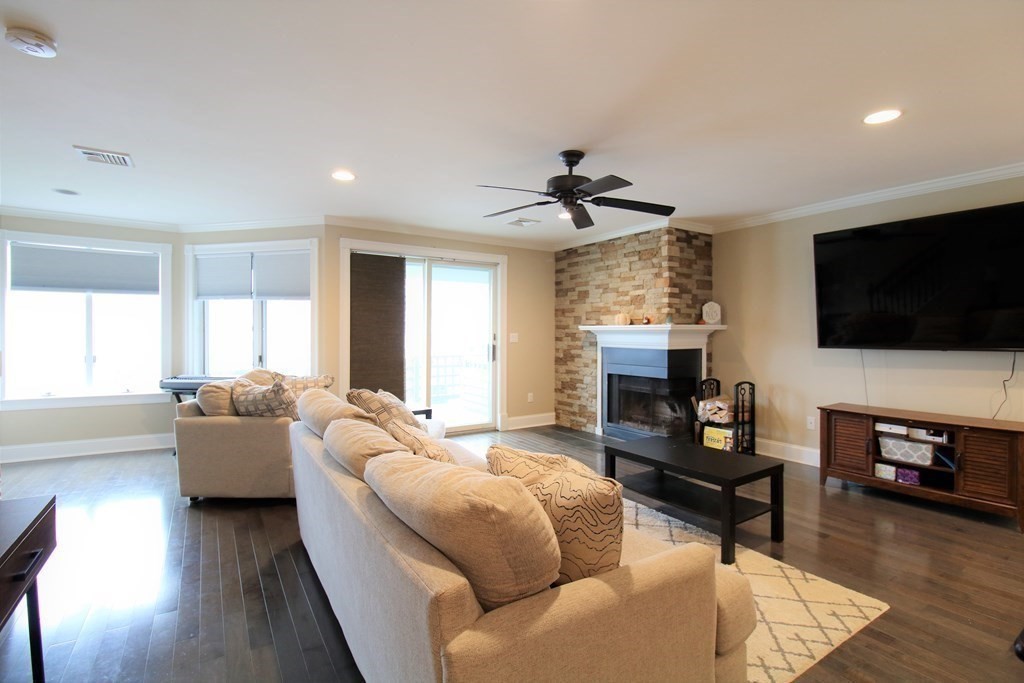 700 Shore Drive, Unit 803 Fall River, MA 02721 - Photo 9 of 29