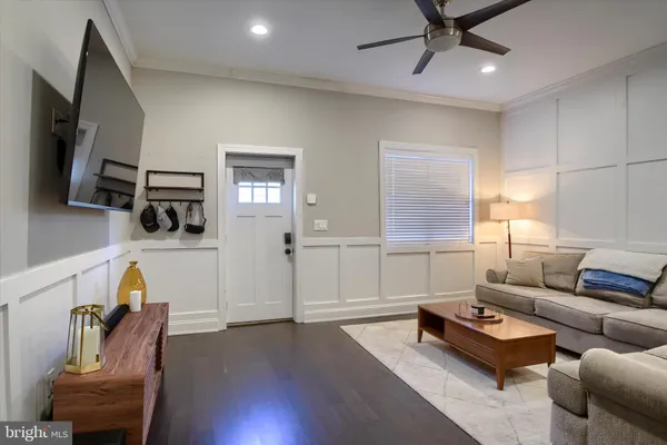 $580,000 | 4117 Cresson Street, Philadelphia, PA 19127