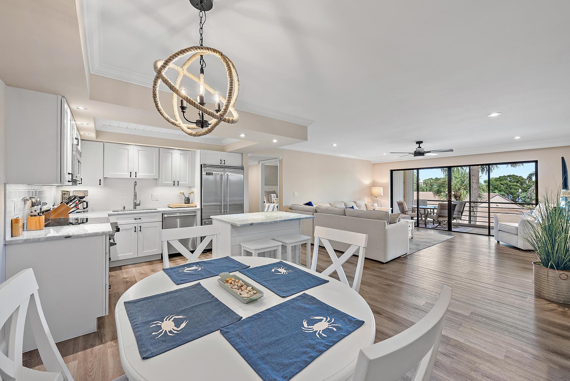 300 North Hwy A1A, Unit 303E Jupiter, FL 33477 - Photo 4 of 15 Dining