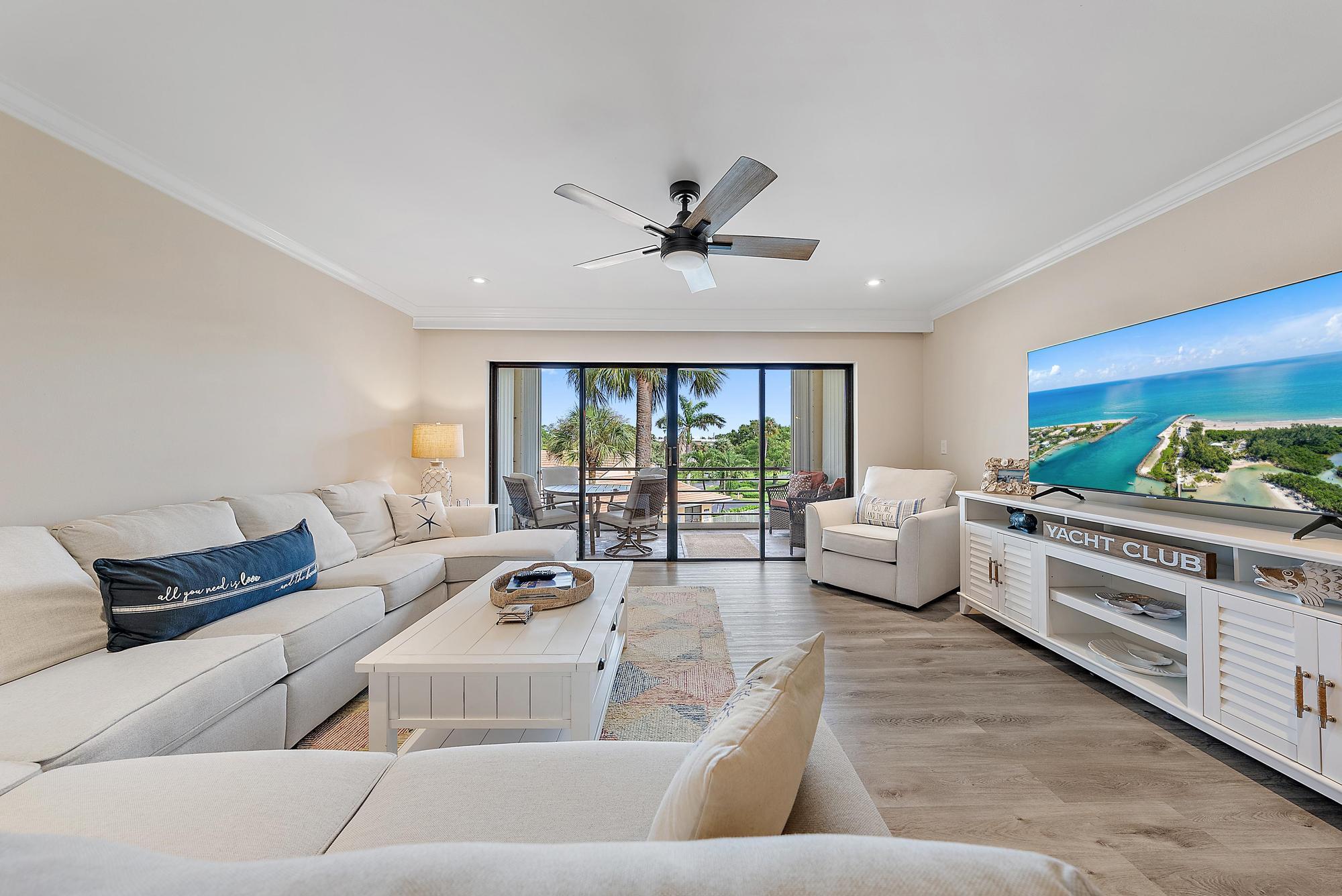 300 North Hwy A1A, Unit 303E Jupiter, FL 33477 - Photo 6 of 15 Living Room
