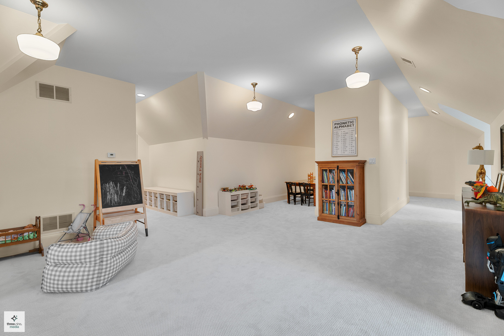 8010 Greenbriar Court Burr Ridge, IL 60527 - Photo 45 of 52 a living room with furniture and a flat screen tv