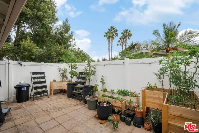 $440,000 | 1313 VÃa Santiago, Unit A, Corona, CA 92882