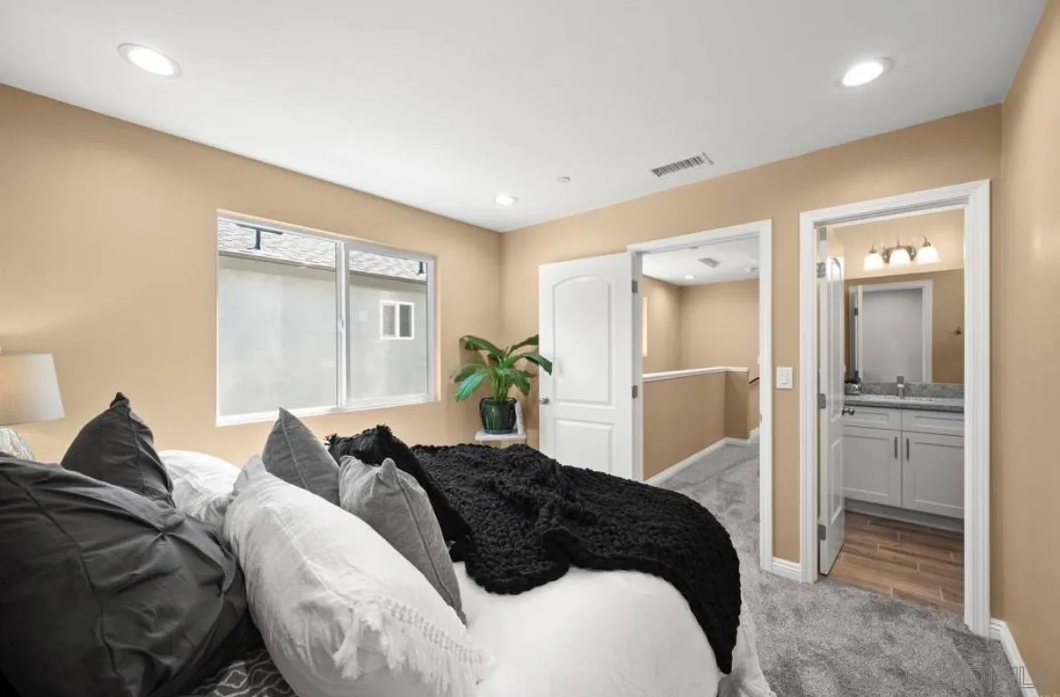 911 Concepcion Avenue Spring Valley, CA 91977 - Photo 15 of 20