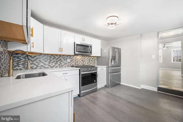 $284,900 | 523 York Street, Burlington, NJ 08016