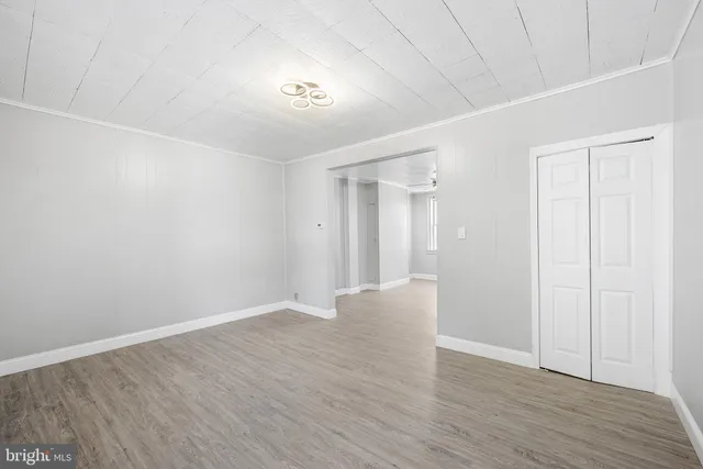 a view of a livingroom with a fireplace