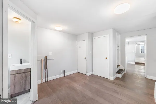 $284,900 | 523 York Street, Burlington, NJ 08016