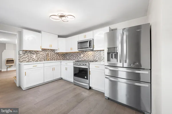 $284,900 | 523 York Street, Burlington, NJ 08016