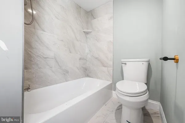 $284,900 | 523 York Street, Burlington, NJ 08016