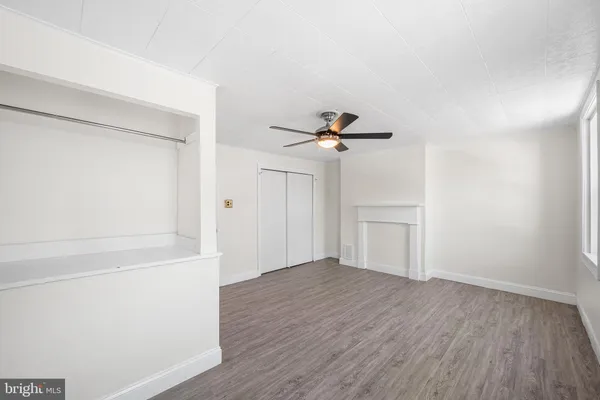 $284,900 | 523 York Street, Burlington, NJ 08016