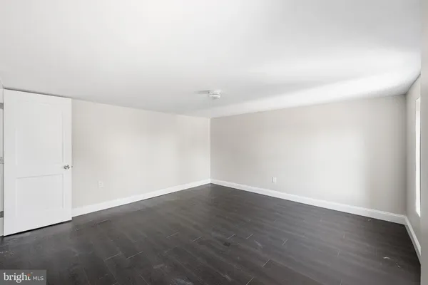 $284,900 | 523 York Street, Burlington, NJ 08016