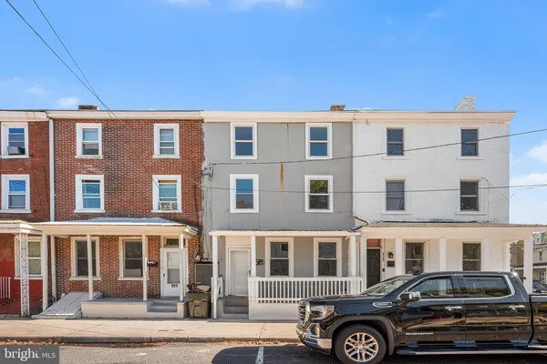 $284,900 | 523 York Street, Burlington, NJ 08016