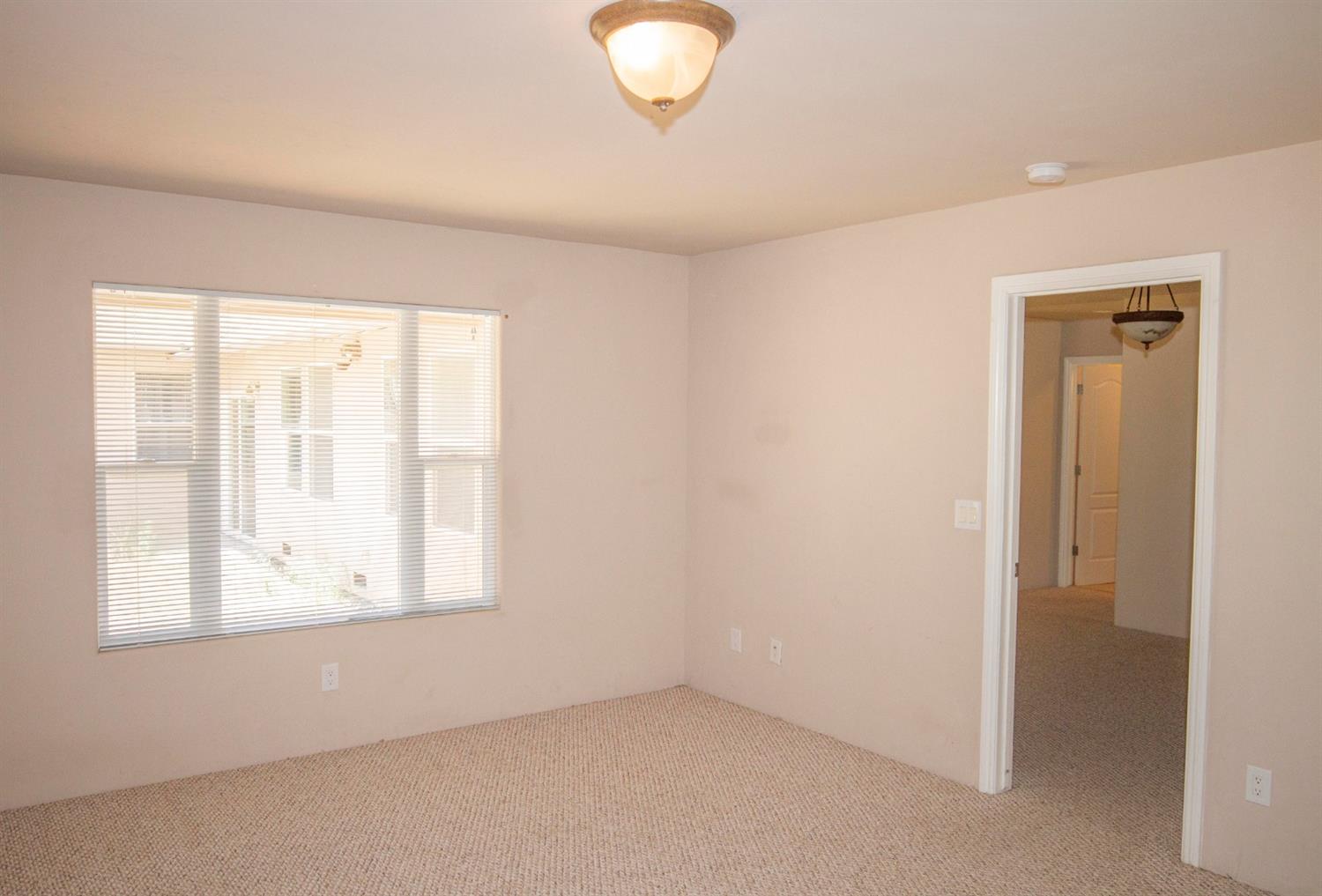 35080 George Smith Road Squaw Valley, CA 93675 - Photo 16 of 54 Inside master bedroom.