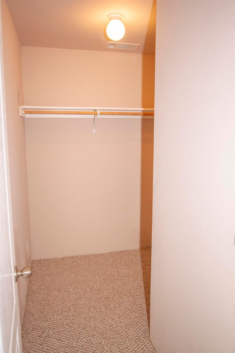 35080 George Smith Road Squaw Valley, CA 93675 - Photo 19 of 54 Hers walk-in closet. Much more closet right of the light1