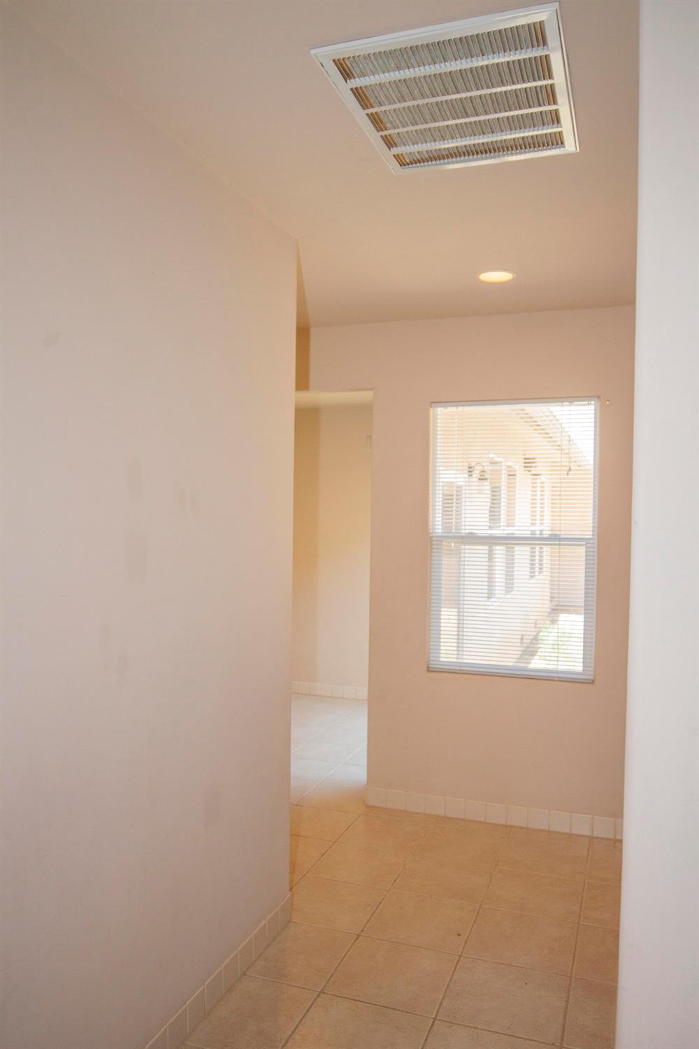 35080 George Smith Road Squaw Valley, CA 93675 - Photo 23 of 54 Hallway left of entry way towards bedrooms and bathroom.