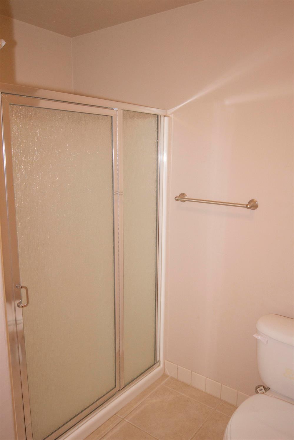35080 George Smith Road Squaw Valley, CA 93675 - Photo 27 of 54 Third bathroom shower.