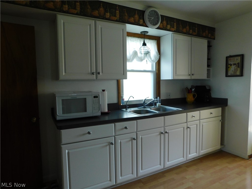 751 Rextur Drive Akron, OH 44319 - Photo 8 of 30