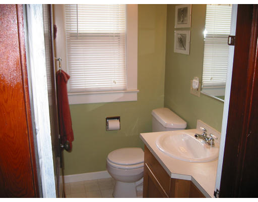 68 Angeline Street West Springfield, MA 01089 - Photo 9 of 10 Gallery Image 9