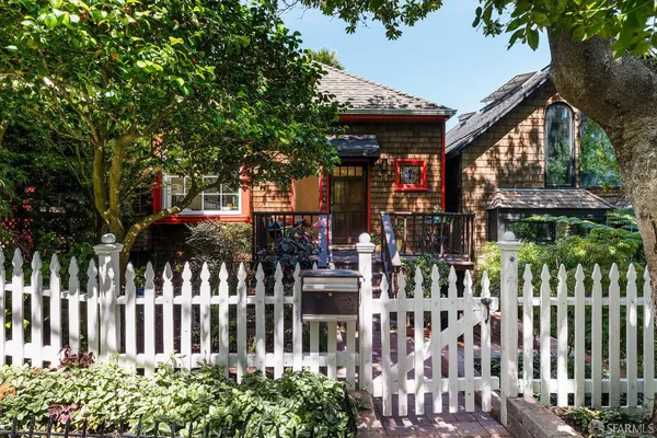 $1,795,000 | 74 Vulcan Stairway, San Francisco, CA 94114