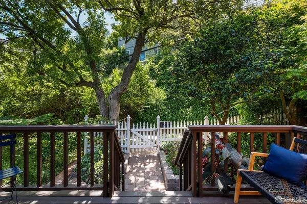 $1,795,000 | 74 Vulcan Stairway, San Francisco, CA 94114