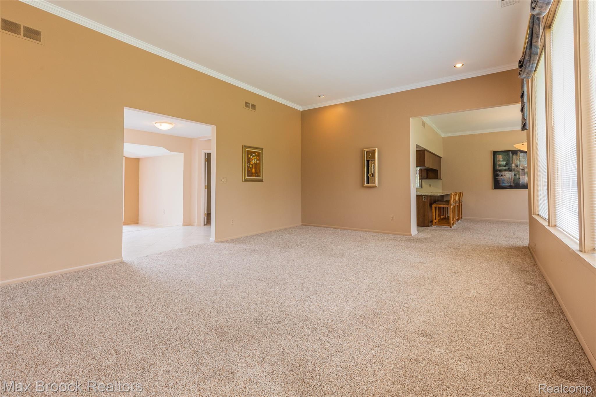 2355 West Wattles Road Troy, MI 48098 - Photo 23 of 53 2355 W Wattles-23.jpg