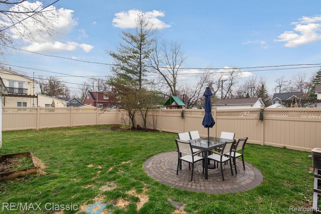 1439 Franklin Road Berkley, MI 48072 - Photo 37 of 39
