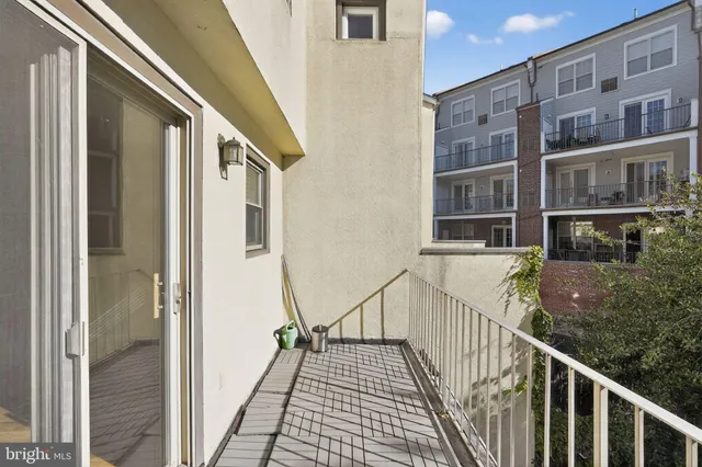 $624,000 | 2501 Christian Street, Unit 403, Philadelphia, PA 19146