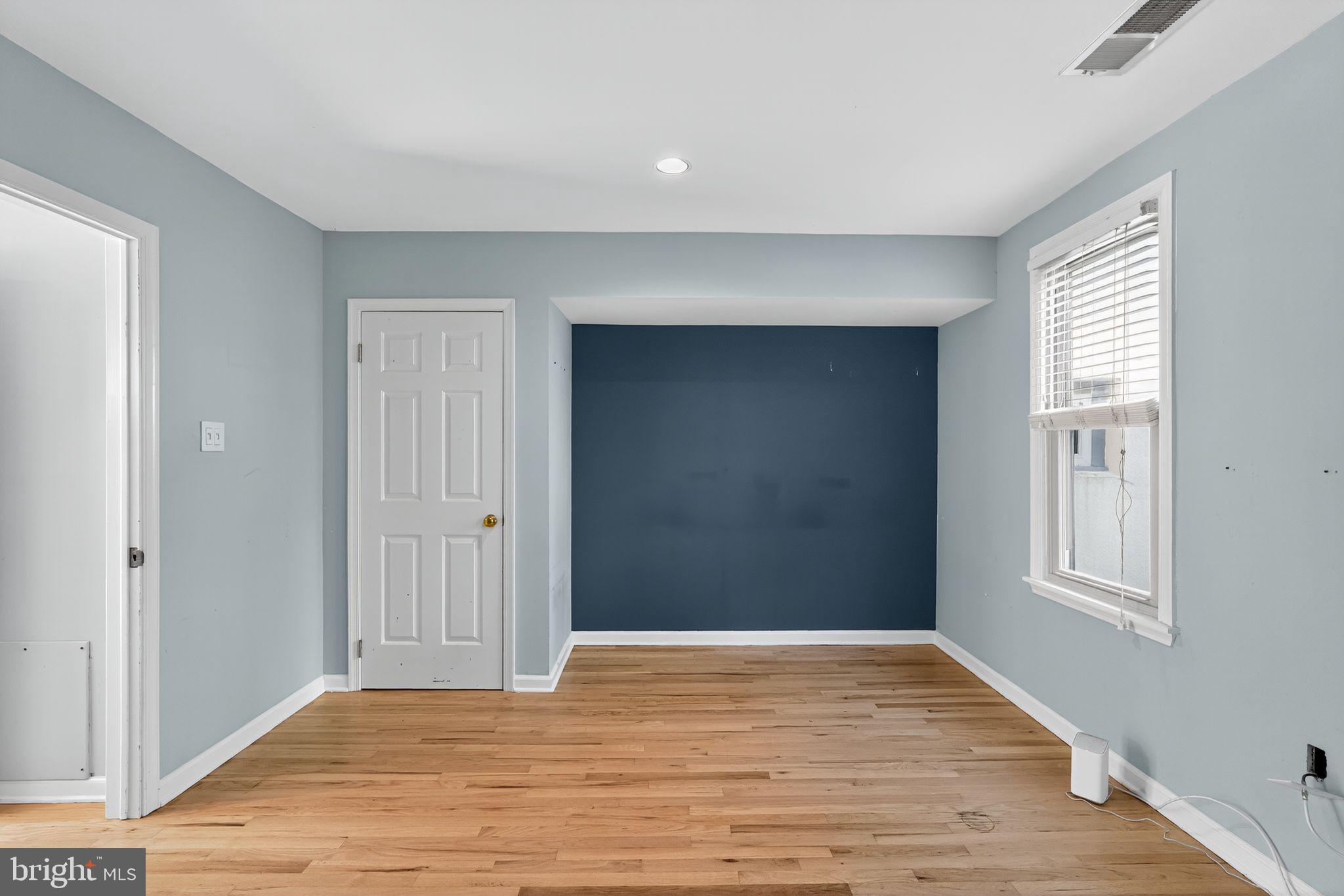 2501 Christian Street, Unit 403 Philadelphia, PA 19146 - Photo 17 of 29