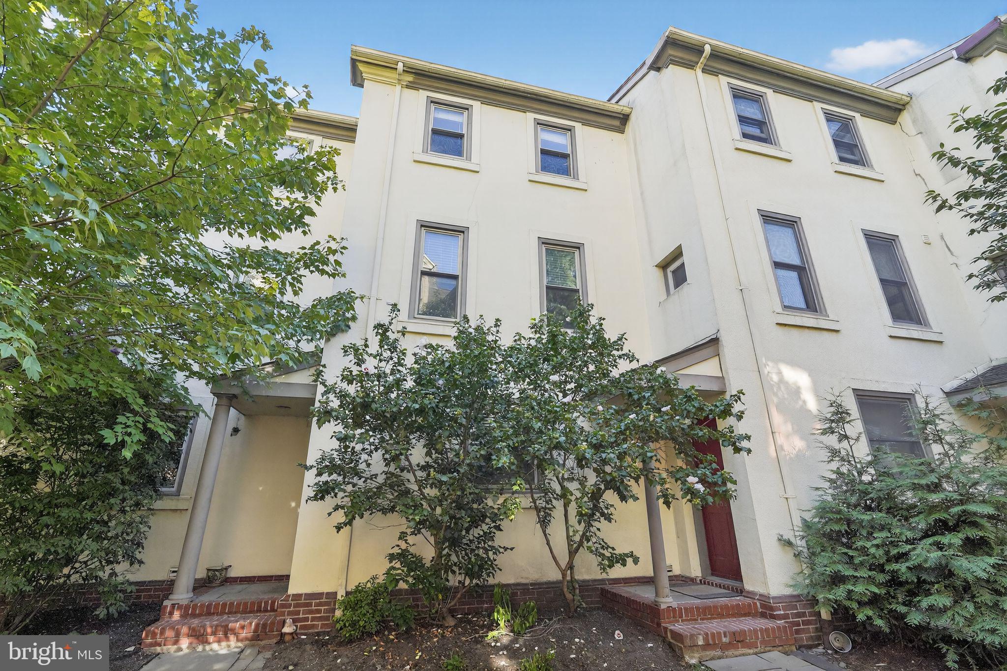 2501 Christian Street, Unit 403 Philadelphia, PA 19146 - Photo 3 of 29