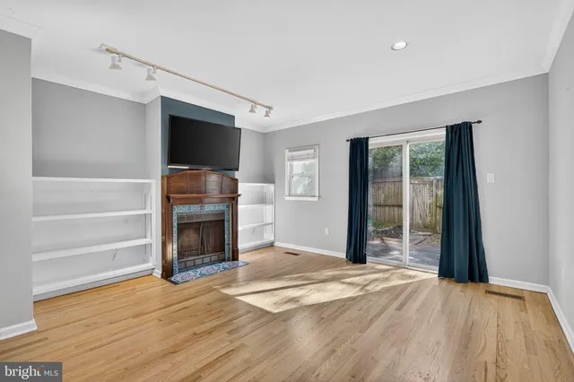 $624,000 | 2501 Christian Street, Unit 403, Philadelphia, PA 19146