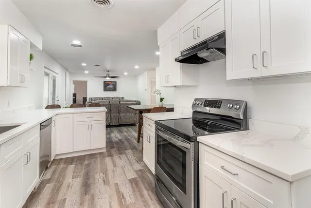 $309,000 | 808 Gregory Avenue, Bedford, TX 76022