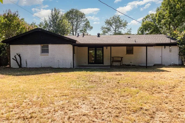 $309,000 | 808 Gregory Avenue, Bedford, TX 76022